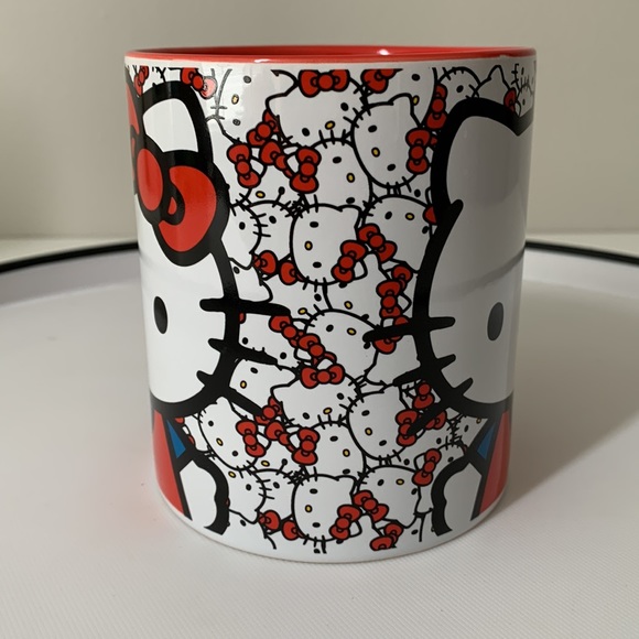 🆕 Sanrio Classic Hello Kitty Print Coffee Mug, 20oz - Picture 3 of 4
